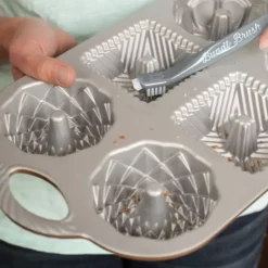 NORDIC WARE Brosse de Nettoyage pour Bundt* Autour De L'évier