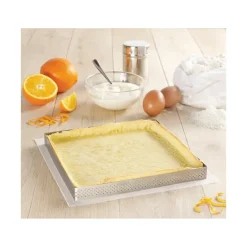 DE BUYER Carré perforé L. 20 cm de L'école Valrhona par* Cercle À Patisserie
