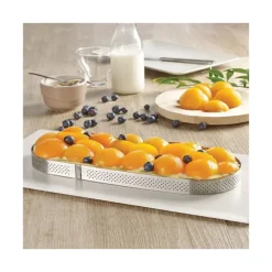 DE BUYER Cercle perforé forme Oblong 30 x 11 cm de L'école Valrhona par* Cercle À Patisserie