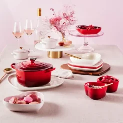 LE CREUSET Cocotte en Fonte Cœur 20 cm Cerise* Cocotte En Fonte