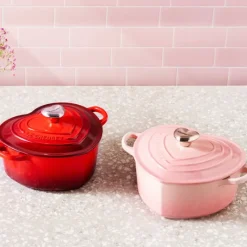 LE CREUSET Cocotte en Fonte Cœur 20 cm Shell Pink* Cocotte En Fonte