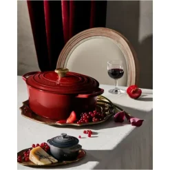 LE CREUSET Cocotte en Fonte Ovale 31 cm Garnet Bouton Doré Signature* Cocotte En Fonte