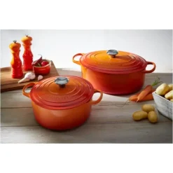 LE CREUSET Cocotte en Fonte Ovale 29 cm Volcanique Signature* Cocotte En Fonte