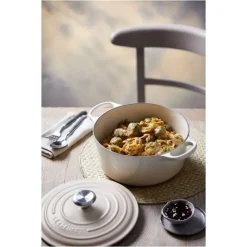 LE CREUSET Cocotte en fonte Ronde 24 cm Meringue Signature* Cocotte En Fonte