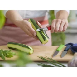 OPINEL Coffret 2 Couteaux de Cuisine et un Eplucheur Les Essentiels +* Couteau D'office|Eplucheurs, Dénoyauteur