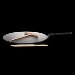 LE CREUSET Crêpière Fonte Émaillée 32 cm Noir avec Accessoires* Poêles