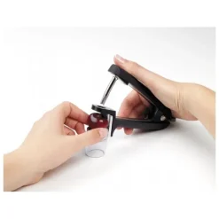 OXO Dénoyauteur à cerises et olives Noir Good Grips* Eplucheurs, Dénoyauteur