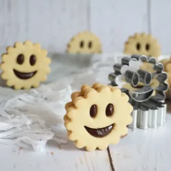 SCRAPCOOKING Emporte-Pièce Biscuit Sourire en Inox (x2)* Emporte Pièce - Découpoir Pâtisserie