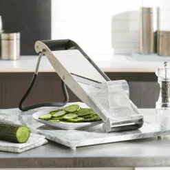 BRON-COUCKE Mandoline Professionnelle Compact-PRO Inox 2 Peignes Effileurs Bron Coucke* Mandoline De Cuisine