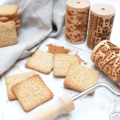 SCRAPCOOKING Mini Rouleau à Pâtisserie Empreinte Noël Interchangeable 7 cm (x3)* Ustensiles Pâtisserie