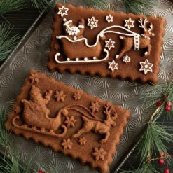 NORDIC WARE Moule à Cake Traineau du Père-Noël Silver* Moule Anti-adhésif|Moules À Gâteaux