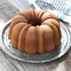 NORDIC WARE Moule à Gâteau Bundt Anniversaire Gold 2,5 L* Moule Anti-adhésif|Moules À Gâteaux
