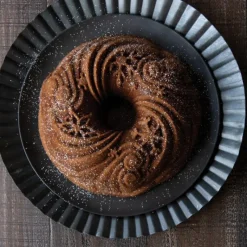 NORDIC WARE Moule à Gâteau Bundt Let It Snow Silver* Moule Anti-adhésif|Moules À Gâteaux
