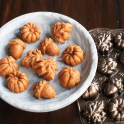 NORDIC WARE Moule à Gâteaux Gourmandises d'Automne (x12) Bronze* Moule Anti-adhésif|Moules À Gâteaux