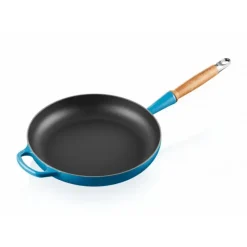 LE CREUSET Poêle en Fonte 28 cm Azur avec Manche en Bois Signature* Poêles