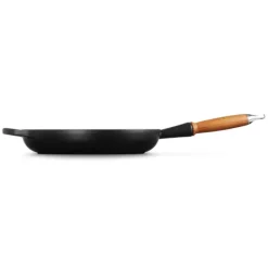 LE CREUSET Poêle en Fonte 28 cm Noir Mat avec Manche en Bois Signature* Poêles