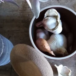 EMILE HENRY Pot à Ail en Céramique 0,94 l Truffe* Conservation