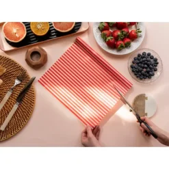 NUTS Rouleau Emballage Alimentaire Cire Abeille Rouge 90 x 30,5 cm* Conservation