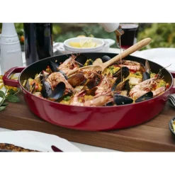 STAUB Sauteuse en Fonte Chistera 24 cm Rouge Cerise* Sauteuses