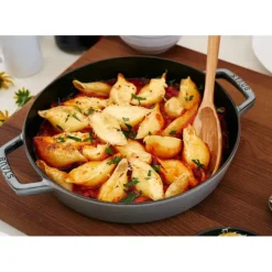 STAUB Sauteuse en Fonte Chistera 24 cm Gris Graphite* Sauteuses
