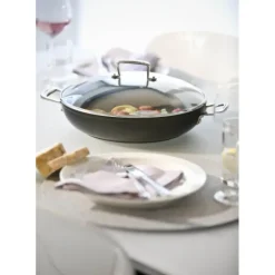 LE CREUSET Sauteuse Provençale 30 cm Anti-Adhérente avec couvercle Les Forgées* Sauteuses